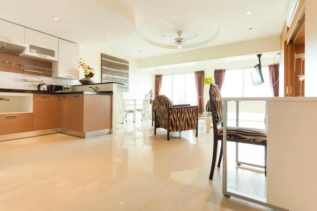 Aparthotel Galare Thong Tower à Chiang Mai Extérieur photo