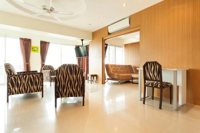 Aparthotel Galare Thong Tower à Chiang Mai Extérieur photo