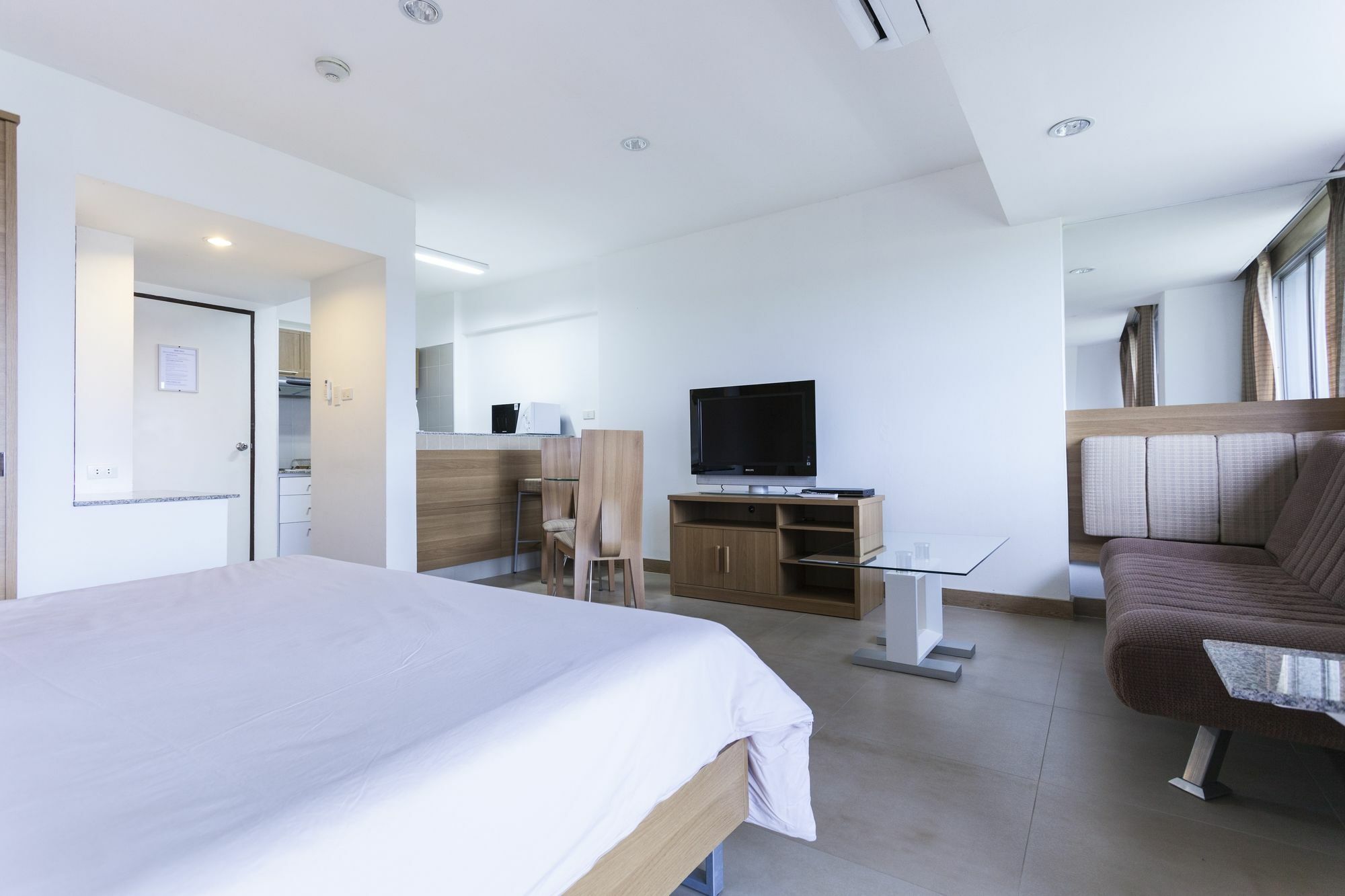 Aparthotel Galare Thong Tower à Chiang Mai Extérieur photo