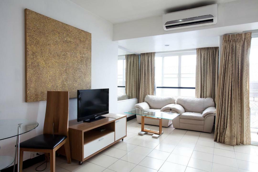 Aparthotel Galare Thong Tower à Chiang Mai Extérieur photo